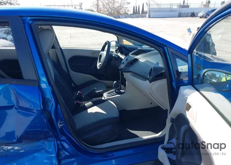 2011 Ford Fiesta S z USA, uszkodzony, nr VIN 3FADP4AJ6BM232362